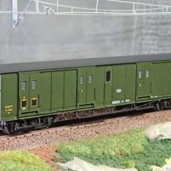 Ree Modeles VB351 Fourgon à bogies, ex-PLM, vert 306, SNCF Ree Modeles VB-351 - 1