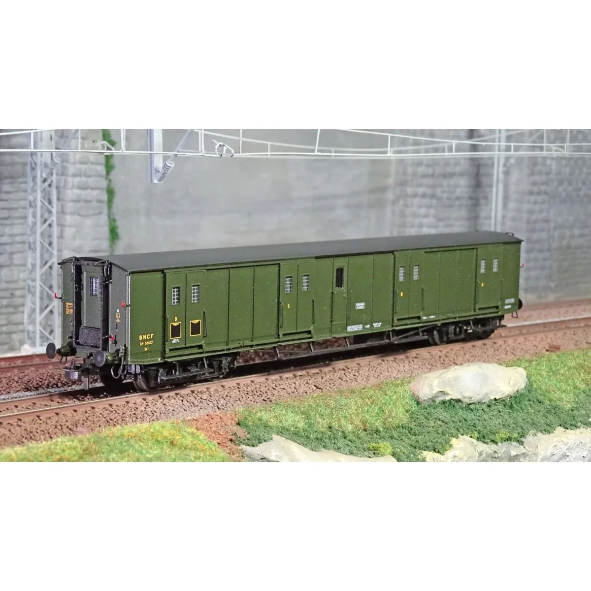 Ree Modeles VB351 Bogie van, ex-PLM, green 306, SNCF - VB-351