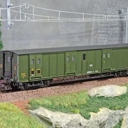 Ree Modeles VB352 Fourgon à bogies, ex-PLM, vert 306, SNCF Ree Modeles VB-352 - 1