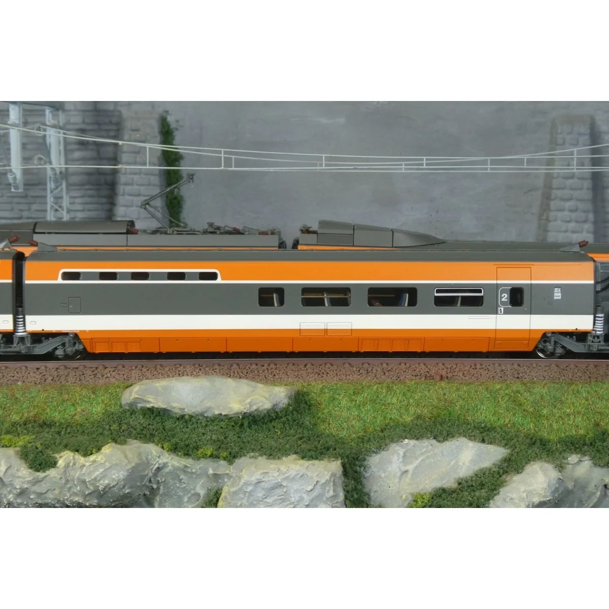 Coffret TGV SNCF PSE n°112 CFF 5 éléments - REE Modèles TGV008, HO ... Coffret TGV SNCF PSE n°112 CFF 5 éléments - REE Modèles TGV008, HO ...