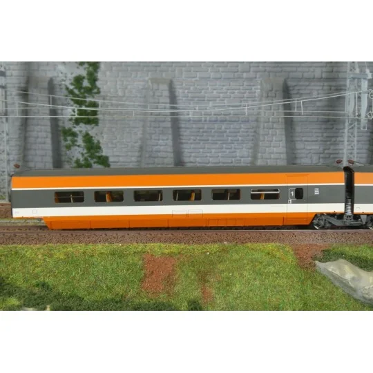 TGV-009-Coffret de remorques TGV SNCF PSE rame n°112 CFF 3 éléments R2 R5 R6 - REE Modèles TGV009, HO 1/87