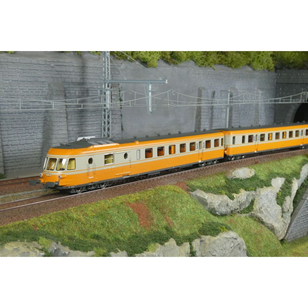 Ree Modeles MB262.S RGP 1 X 2732 Railcar, concrete orange, SNCF, LY...