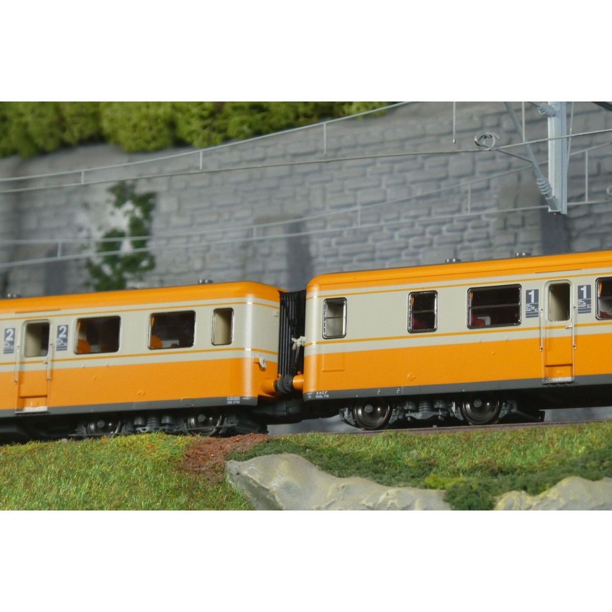Ree Modeles MB262.S RGP 1 X 2732 Railcar, concrete orange, SNCF, LY...