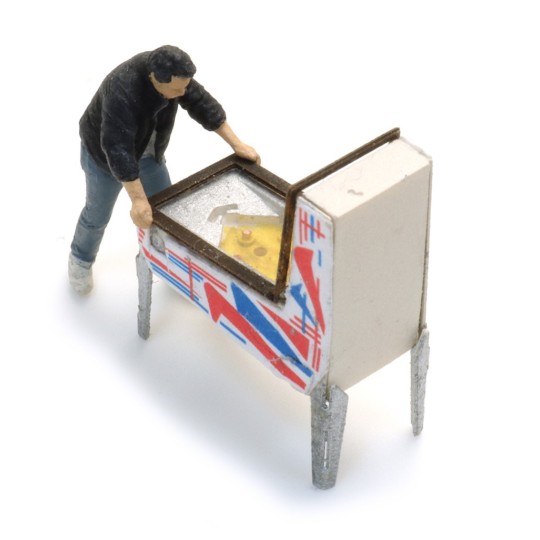 Artitec 387.694 Pinball Player - HO 1/87 ARTI_387.694-Artitec 387.694 Pinball Player - HO 1/87 - ARTI_387.694