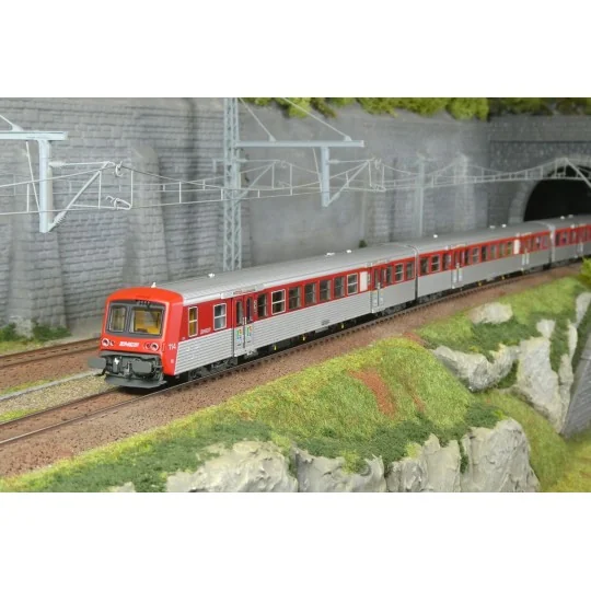 EPM_E_41.09.16-EPM 41.09.16 Rame Réversible Régional SNCF, RRR Région Haute Normandie, rouge / inox, n° 114