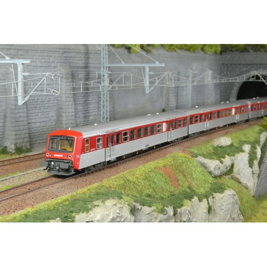 EPM 41.09.16 SNCF Regional Reversible Trainset, RRR Haute Normandie... EPM_E_41.09.16-EPM 41.09.16 SNCF Regional Reversible Trainset, RRR Haute Normandie Region, red / stainless steel, no. 114 - EPM_E_41.09.16