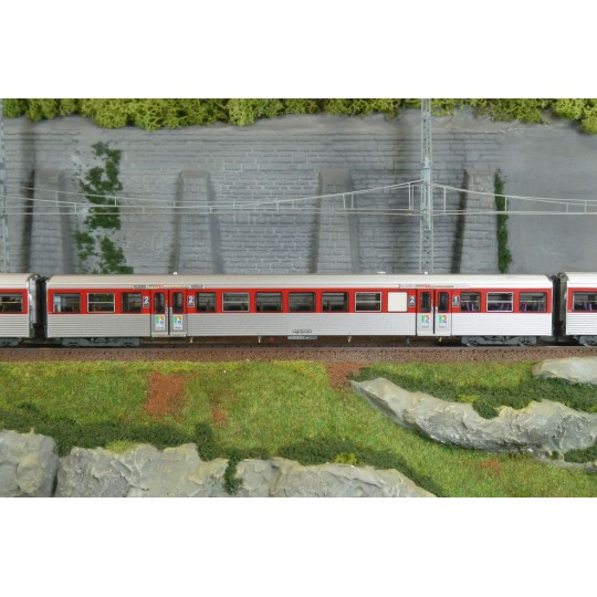 EPM 41.09.16 SNCF Regional Reversible Trainset, RRR Haute Normandie... EPM_E_41.09.16-EPM 41.09.16 SNCF Regional Reversible Trainset, RRR Haute Normandie Region, red / stainless steel, no. 114 - EPM_E_41.09.16