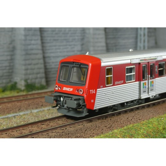 EPM 41.09.16 SNCF Regional Reversible Trainset, RRR Haute Normandie... EPM_E_41.09.16-EPM 41.09.16 SNCF Regional Reversible Trainset, RRR Haute Normandie Region, red / stainless steel, no. 114 - EPM_E_41.09.16