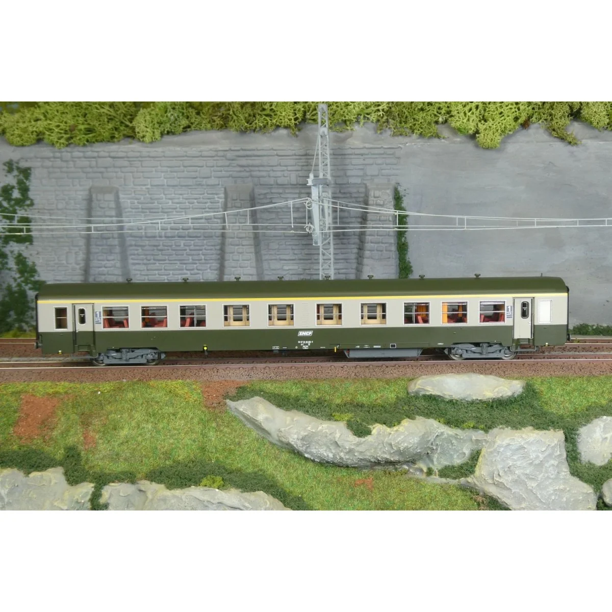 Voiture voyageurs USI longue A4t4 U62 SNCF - Models World 40036 HO ... Voiture voyageurs USI longue A4t4 U62 SNCF - Models World 40036 HO ...