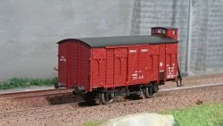 Ree models WB686 OCEM 19 covered wagon, solid wheels, closed doors ...