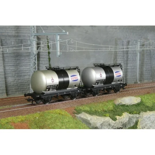 Rivarossi HR6565 Set of 2 two-axle tank wagons, FS, Total HR6565-Rivarossi HR6565 Set of 2 two-axle tank wagons, FS, Total