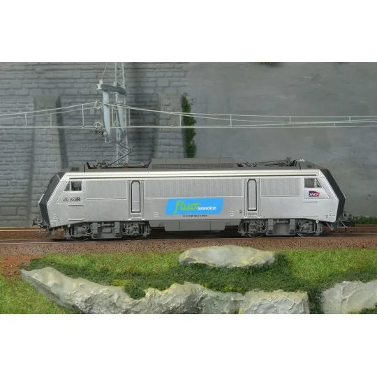 Jouef HJ2470 Locomotive électrique BB 26163R, SNCF, livrée fluo Gra... HJ2470-Jouef HJ2470 Locomotive électrique BB 26163R, SNCF, livrée fluo Grand Est, logo Carmillon