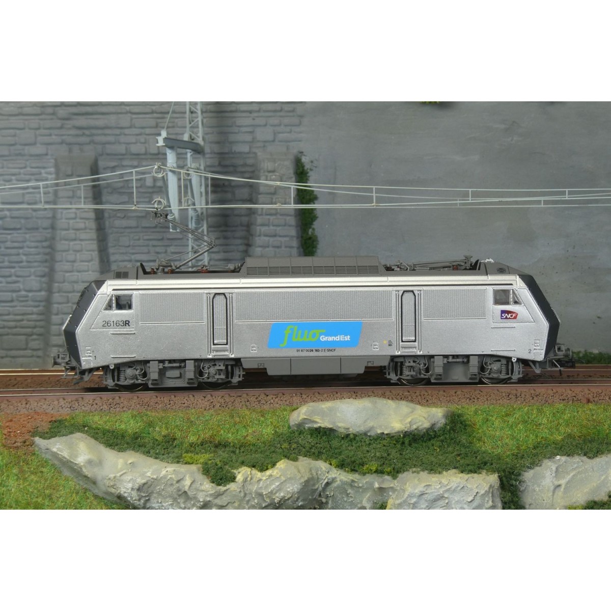 Jouef HJ2470 BB 26163R electric locomotive, SNCF, Grand Est fluores... Jouef HJ2470 BB 26163R electric locomotive, SNCF, Grand Est fluores...