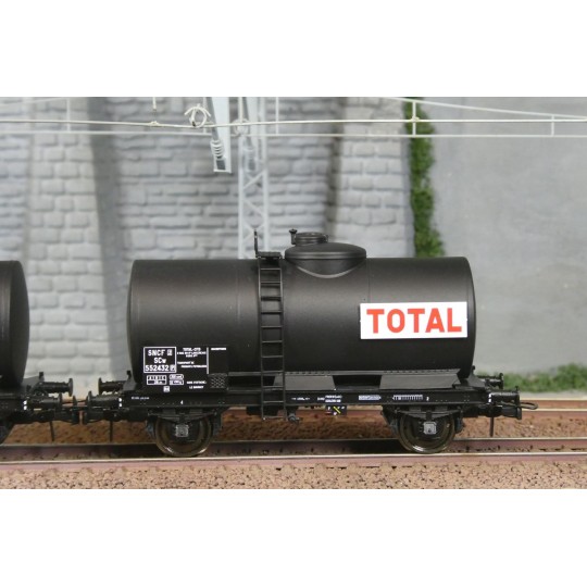 Ree models WB874 Set of 2 Oil tank wagons, SNCF, TOTAL WB-874-Ree models WB874 Set of 2 Oil tank wagons, SNCF, TOTAL - WB-874