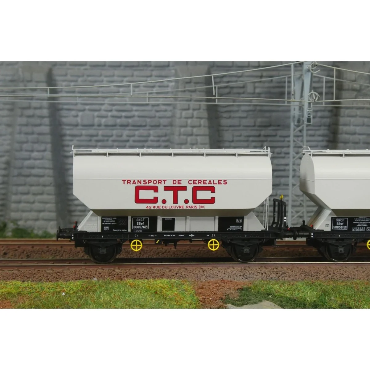 Set of 2 FAUVET-GIREL "CTC" grain wagons - REE WB880 - HO