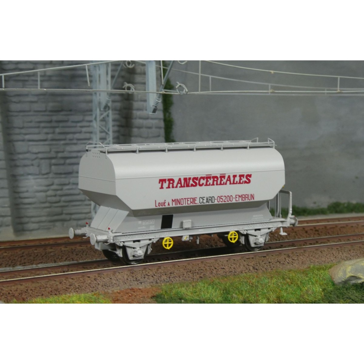 Fauvet-Girel TRANSCEREALES grain wagon "MINOTERIE CEARD" SNCF Ep. I... Fauvet-Girel TRANSCEREALES grain wagon "MINOTERIE CEARD" SNCF Ep. I...