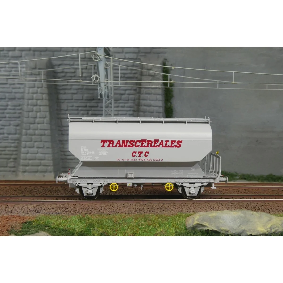 FAUVET-GIREL TRANSCEREALES "CTC" grain wagon SNCF - REE WB884 - HO