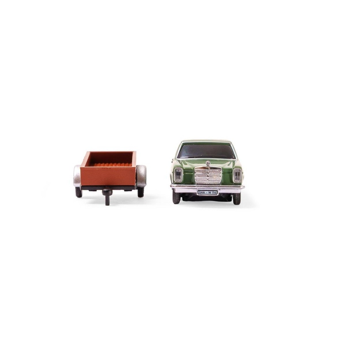 Carson 1/87 HO Green Mercedes-Benz 200/8 RC Car + Trailer Carson 1/87 HO Green Mercedes-Benz 200/8 RC Car + Trailer