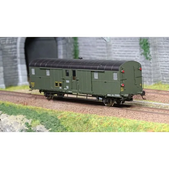 VB-313-Ree Modeles VB313 Voiture fourgon OCEM 32, toit noir, bouts verts, feux fonctionnels, REGION EST, SNCF
