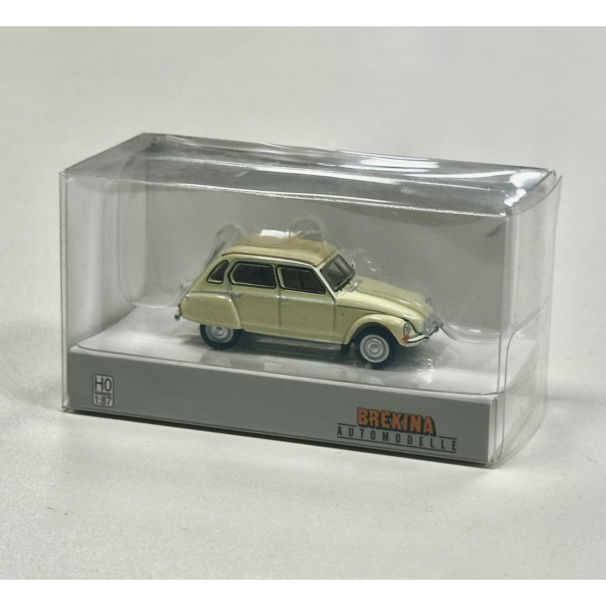 Citroën Dyane 6 Nevada beige car - SAI 7614 - HO 1/87 Citroën Dyane 6 Nevada beige car - SAI 7614 - HO 1/87
