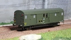 Ree Modeles VB318 Voiture fourgon OCEM 32, vert 306, feux fonctionnels, REGION SUD-OUEST, SNCF Ree Modeles VB-318 - 1