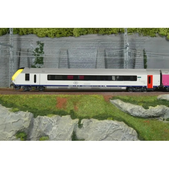 LSM_43057-Set of 3 reversible I11 OUIGO passenger cars, SNCB / SNCF, LS Models 43057 H0
