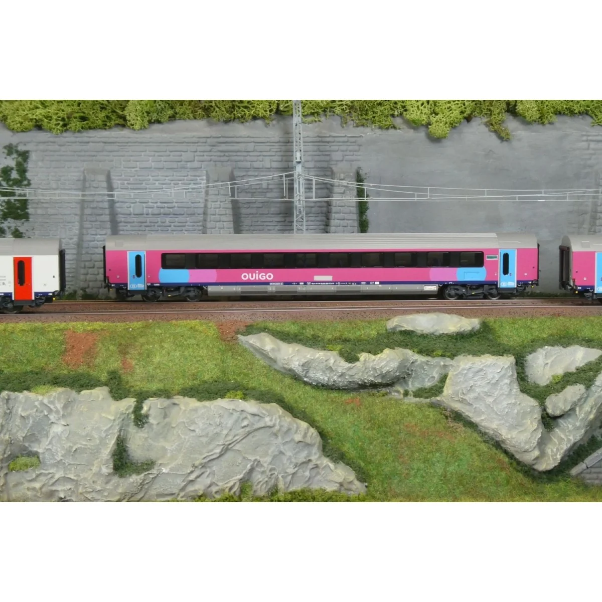 Set de 3 voitures voyageurs I11 OUIGO réversible, SNCB / SNCF, LS M...