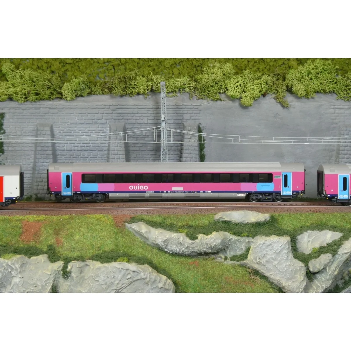 Set de 3 voitures voyageurs I11 OUIGO réversible, SNCB / SNCF, LS M...