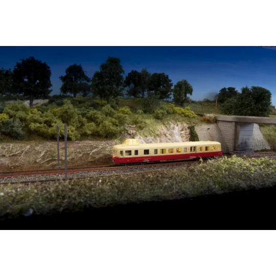 AZAR_A02-01A-Autorail X3800 Picasso, X3864 rouge/crème - AZAR MODELS A02-01A - échelle Z 1/220
