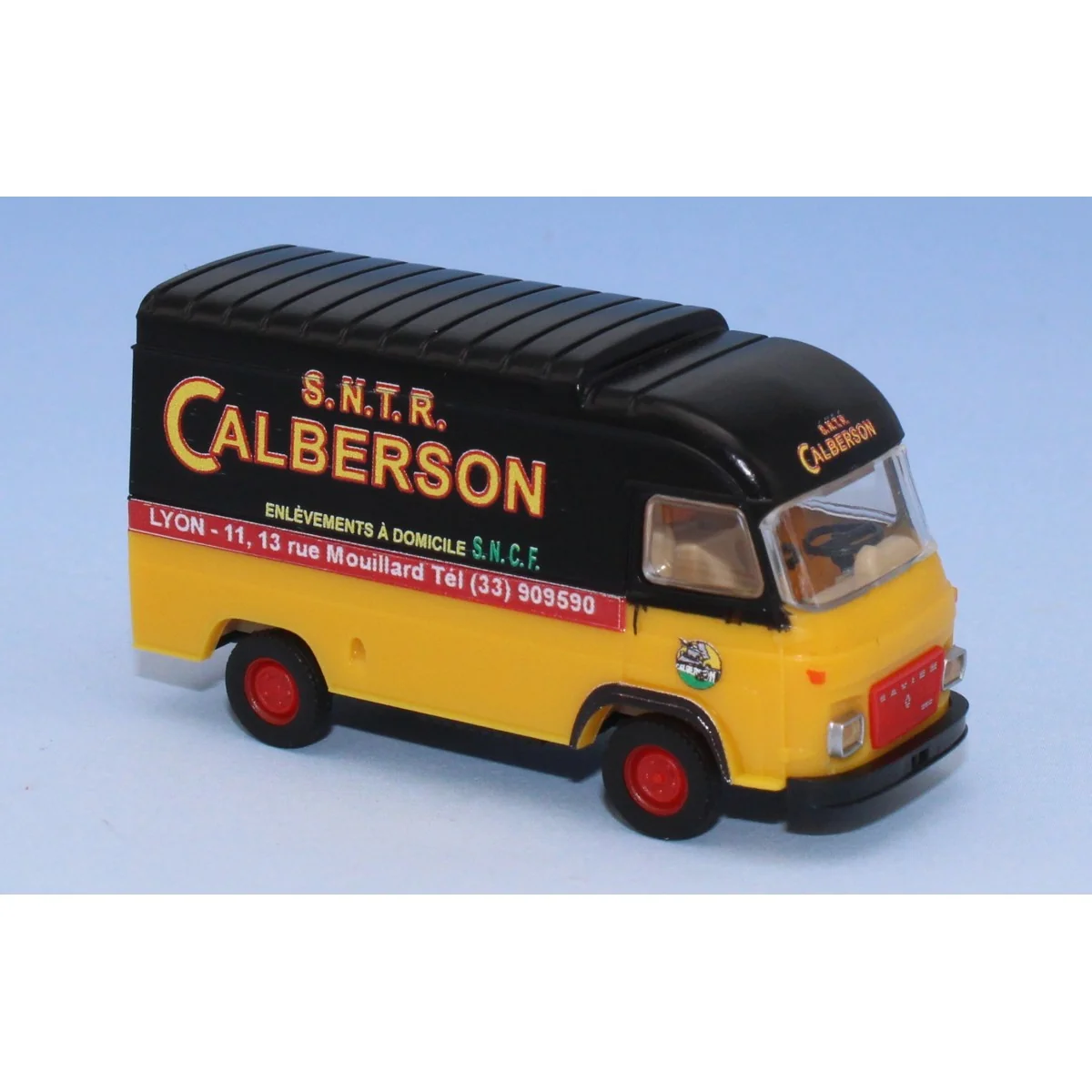 Sai 2912.1 Saviem SG2 high-roof van, Calberson Lyon Sai 2912.1 Saviem SG2 high-roof van, Calberson Lyon