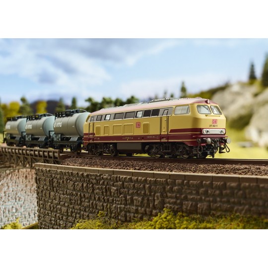 MiniTrix 11160 Freight Train Starter Set with Class 217 Electric, D... Trix_11160-MiniTrix 11160 Freight Train Starter Set with Electric Class 217, DB AG, N Scale - Trix_11160
