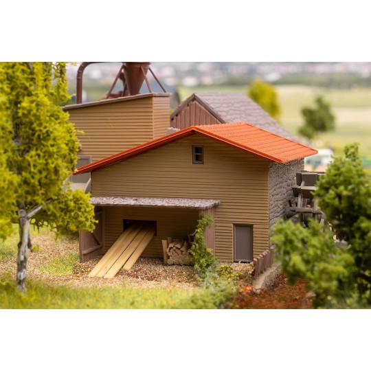 Scierie - FALLER 232121 - N 1/160 Faller_232121-Maison du chasseur et auberge de montagne - Faller 232131 - N 1/160