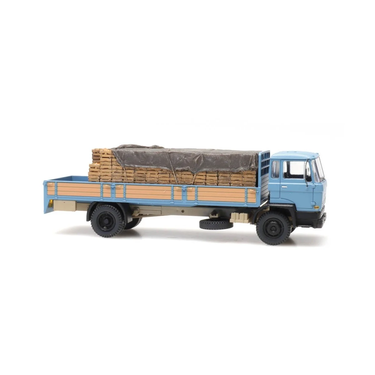 Artitec 487.801.82 Truck Loading, Tarpaulin-Covered Fruit Crates