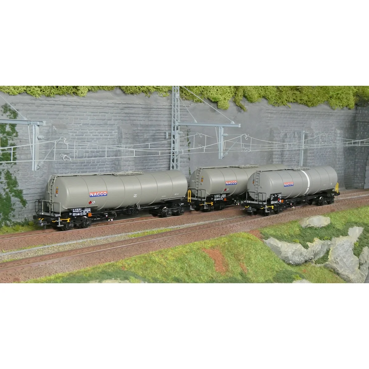 Set of 3 Zacns NACCO tank wagons - Roco 6600197, H0 1/87