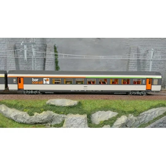 Set de 3 voitures VTU Corail avec voiture-bar B5rtux / A10tu / B11t... LSM_41996-Set de 3 voitures VTU Corail avec voiture-bar B5rtux / A10tu / B11tu - LS Models 41996 - HO