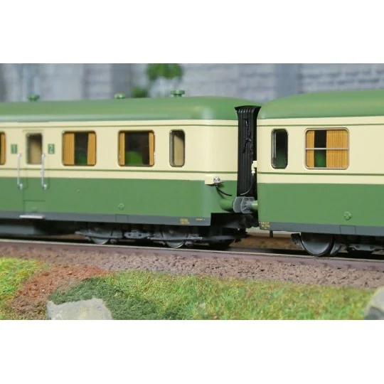 Jouef HJ2462S Autorail diesel RGP 1 avec remorque, SNCF, originale ... HJ2462S-Jouef HJ2462S Autorail diesel RGP 1 avec remorque, SNCF, originale vert/beige, digitale sonore
