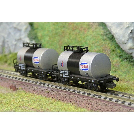 HN6746-Arnold HN6702 Set de 2 wagons citernes à essieux, SNCF, BYRRH / Préfontaines, N - 1/160