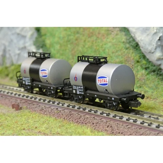 HN6746-Set of 2 Total 2-axle tank wagons, FS - Arnold HN6746 - N 1/160
