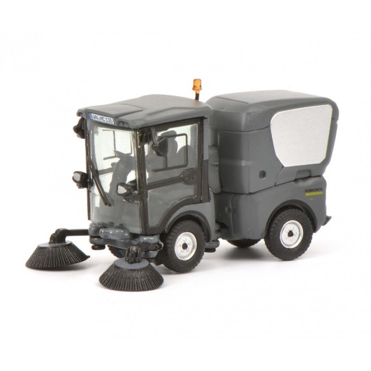 Schuco_452629000-Schuco 452629000 Sweeper, Kärcher MC 130 City Cleaner