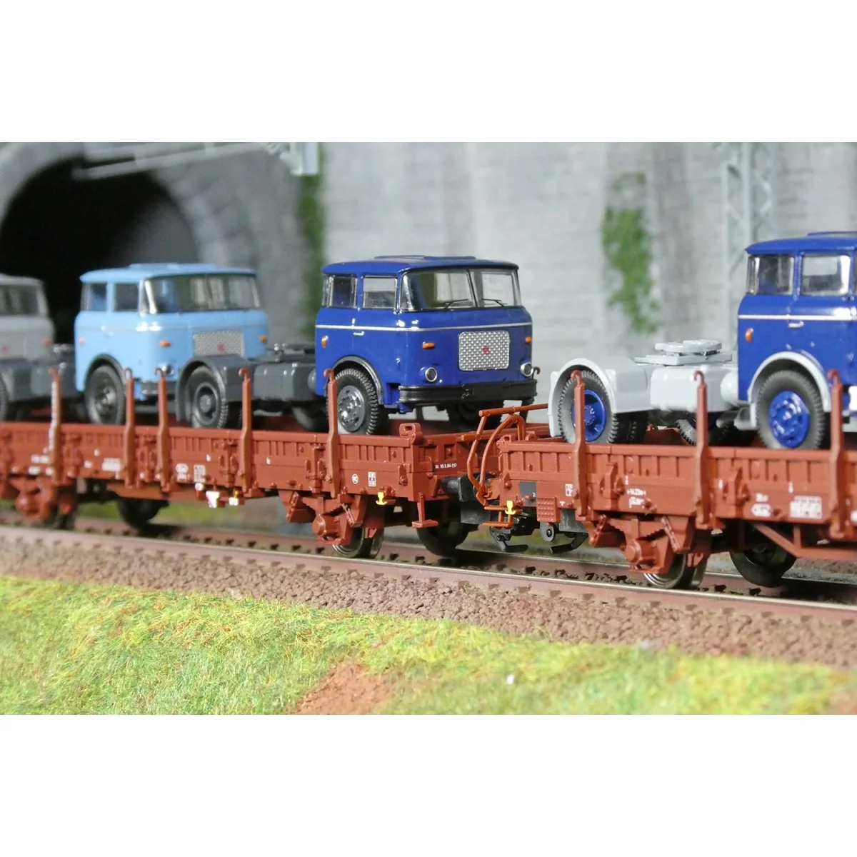 Coffret de wagons porte-véhicules type Ks 3300 et Ks 3301, DR - Tri...
