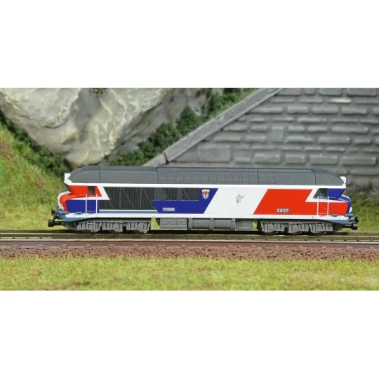 CC72030 bicentennial tricolor locomotive - AZAR MODELS L02-BLBD - Z... AZAR_L02-BLBD-CC72030 bicentennial tricolor locomotive - AZAR MODELS L02-BLBD - Z scale 1/220 - digital