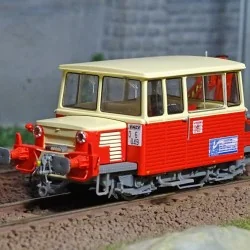 Ree Modeles MB-109 Draisine DU65, phare à pincettes, Ouest, avec grue, logo encadré Ree Modeles MB-109 - 1