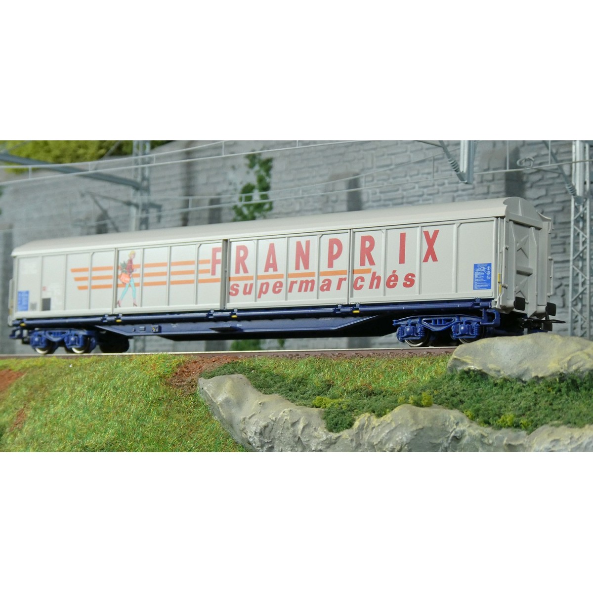 SNCF Habis Franprix sliding-wall wagon - Jouef HJ6321 - HO...
