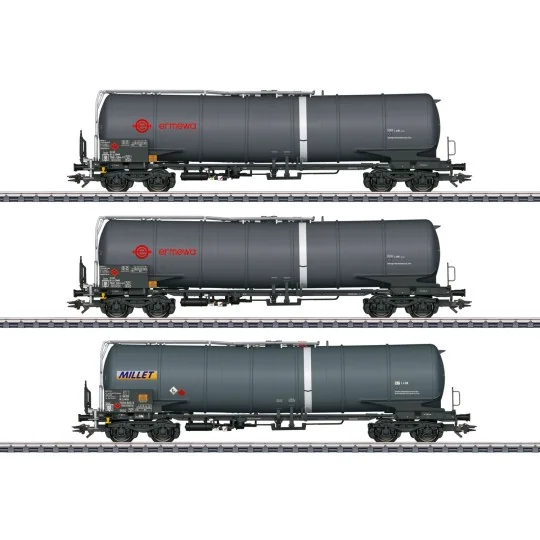 Coffret de 3 wagons-citernes Zacns Ermewa Millet ep. VI - Märklin 4... Marklin_47551-Marklin 47470 Wagon-poche articulé Sdggmrss 738 (T3000e), DB AG, chargé semi-remorques DB Schenker