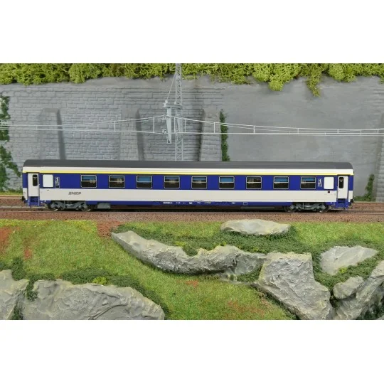 Voiture VU couchettes CORAIL A9c9x, logo nouille - HO - REE JM038 JM-038-Voiture VU couchettes CORAIL A9c9x, logo nouille - HO - REE JM038