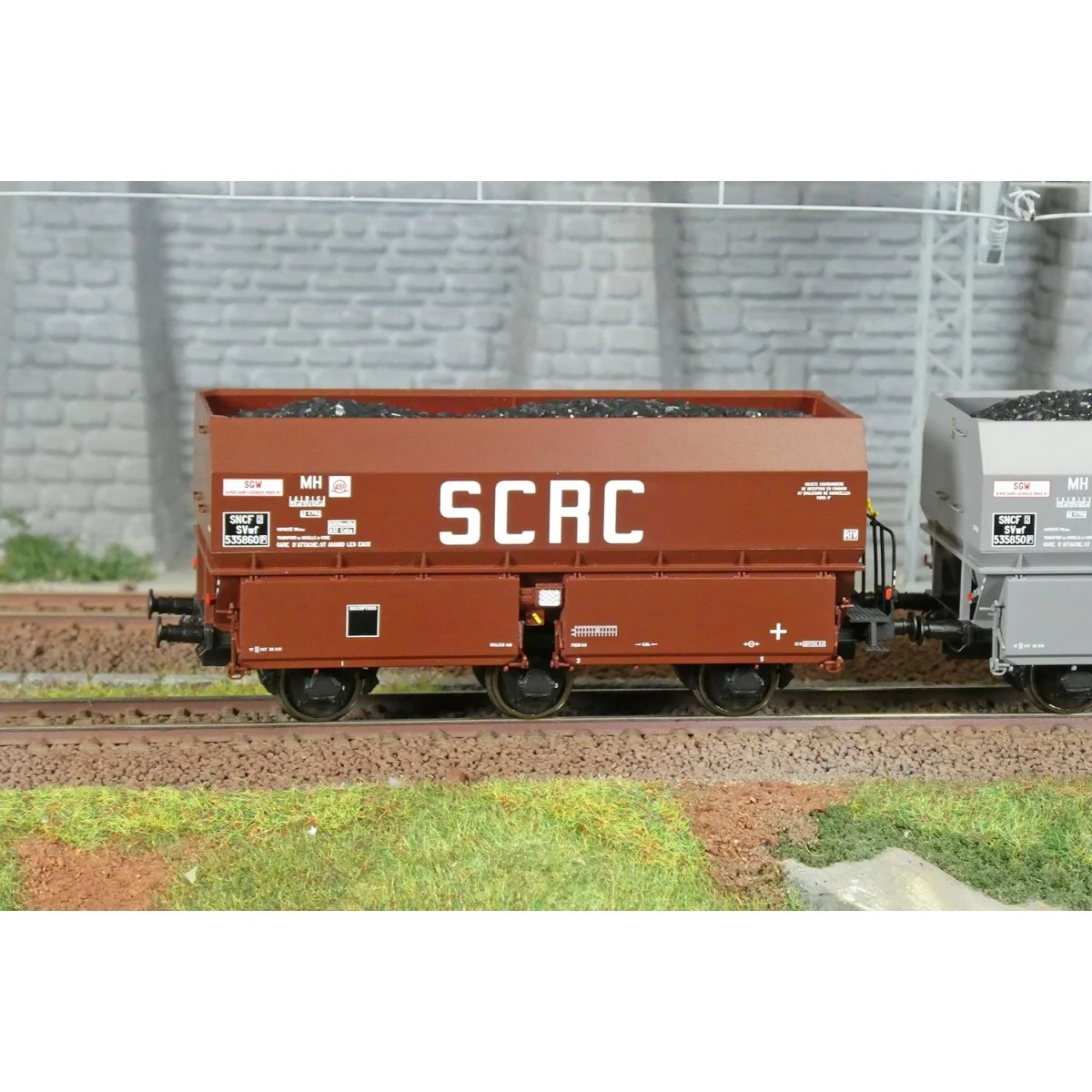 Set of 2 SNCF MH45 coke wagons, SCRC - REE WB960 - HO 1/87 Set of 2 SNCF MH45 coke wagons, SCRC - REE WB960 - HO 1/87