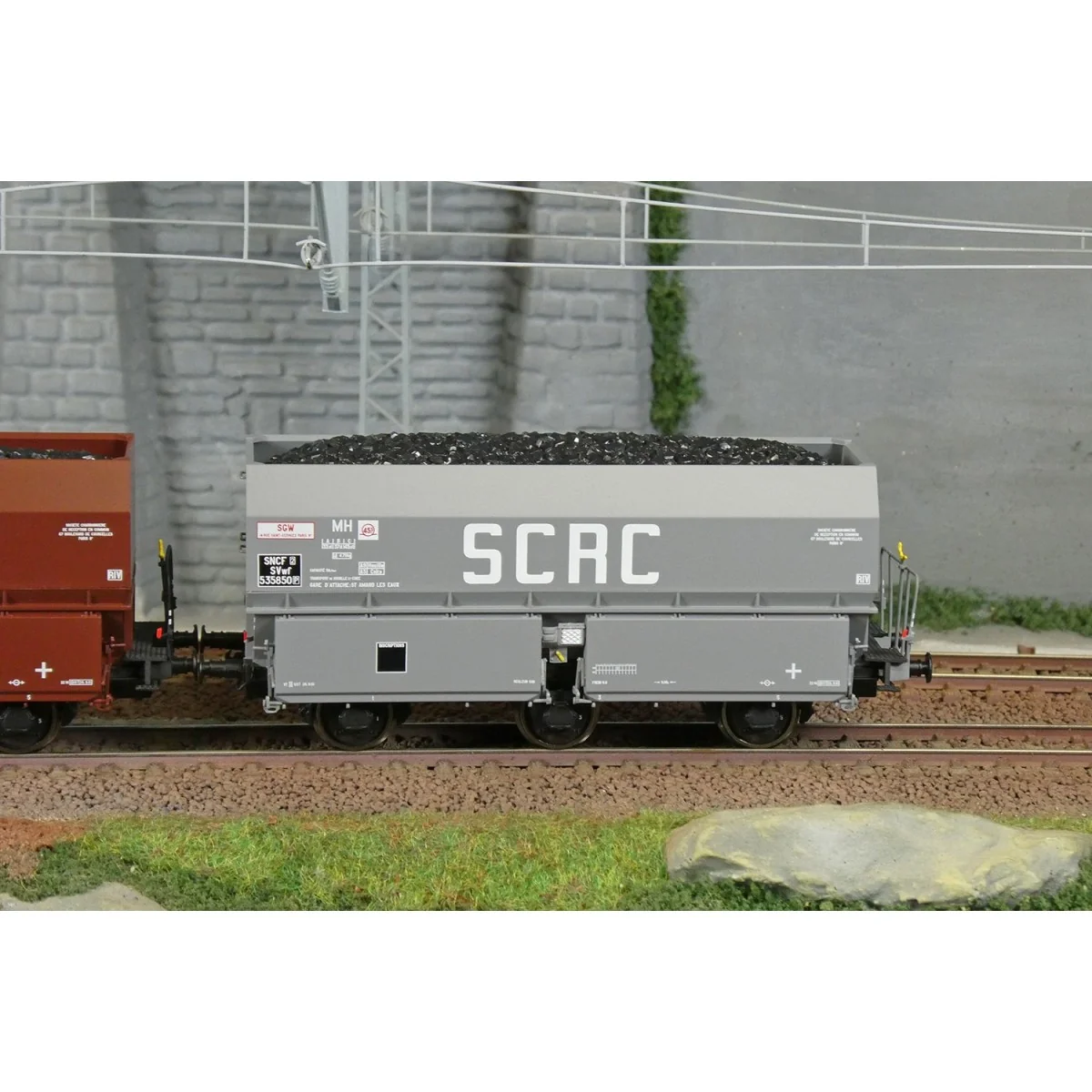 Set of 2 SNCF MH45 coke wagons, SCRC - REE WB960 - HO 1/87 Set of 2 SNCF MH45 coke wagons, SCRC - REE WB960 - HO 1/87