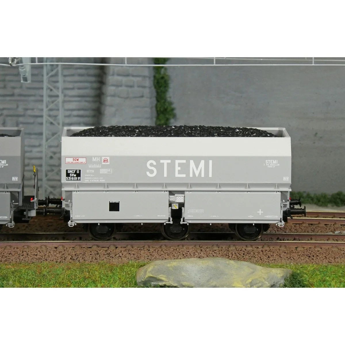 Set of 2 SNCF MH45 coke wagons, STEMI - REE WB961 - HO 1/87 Set of 2 SNCF MH45 coke wagons, STEMI - REE WB961 - HO 1/87