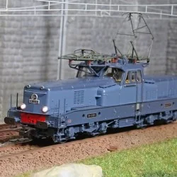 Jouef HJ2400S Locomotive electrique BB 12055, livré d'origine bleu, sans miofiltres, digitale sonore Jouef HJ2400S - 1