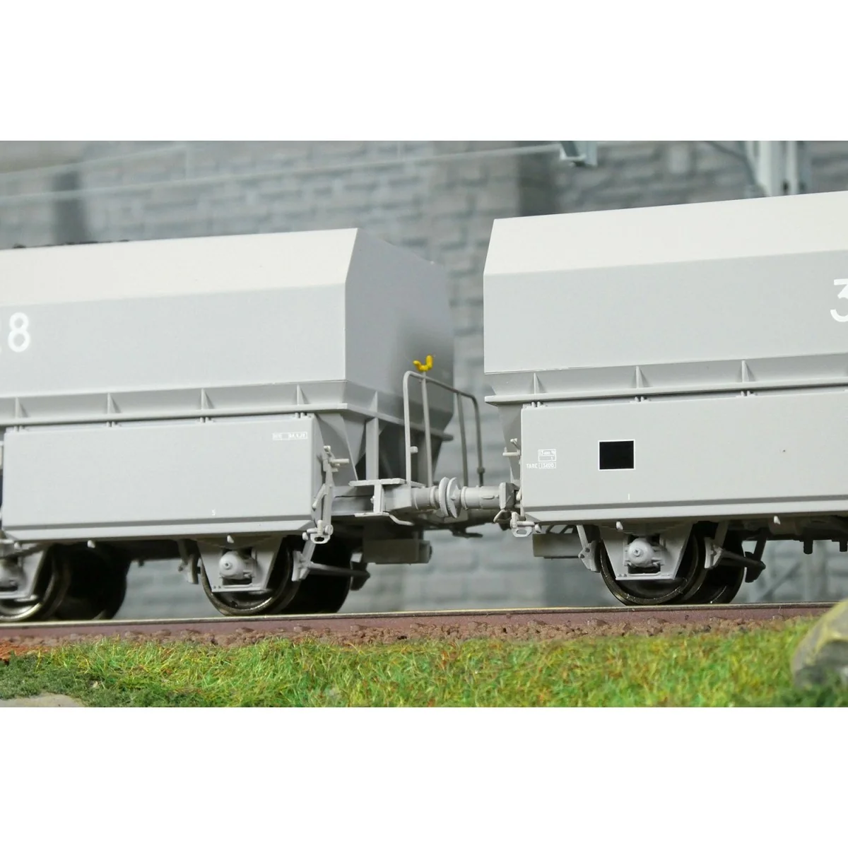 Coffret de 2 wagons coke MH45 SNCF, HBL - REE WB966 - HO 1/87